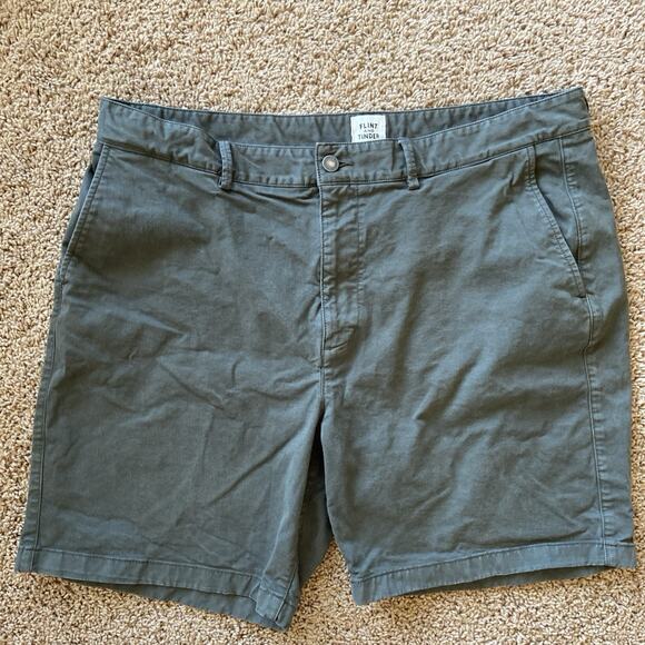 Flint and Tinder Green/Gray Flat Front 7.5" Inseam Khaki Chino Shorts Mens 38 - Picture 1 of 10